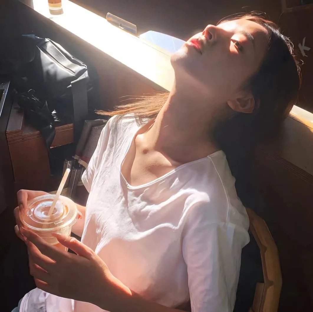 我把忠诚献给你